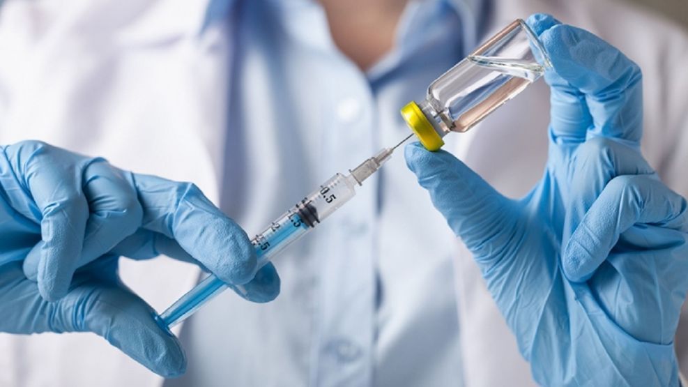 El enigmático caso del paciente alemán que se vacunó 217 veces contra el Covid-19