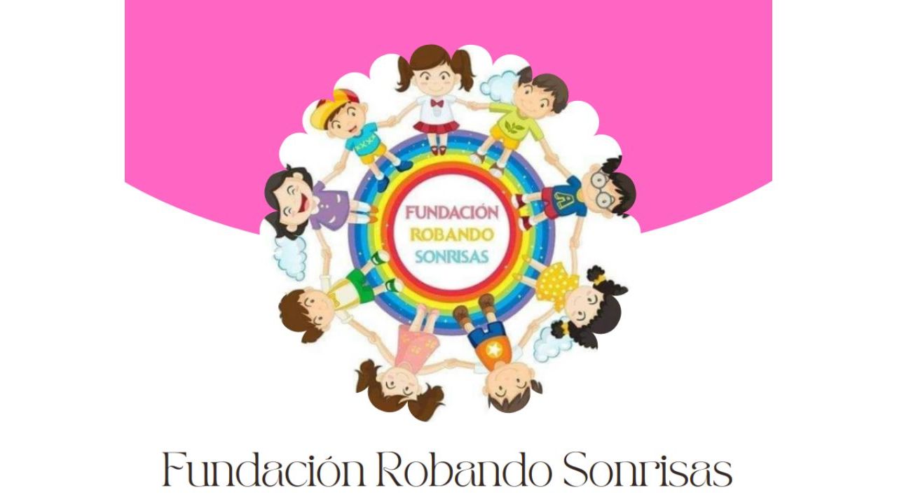 Fundación Robando Sonrisas | Foto:CEDOC