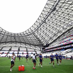 Francia participan en la sesión de entrenamiento del capitán en el Vélodrome de Marsella. En vísperas de su partido durante la Copa Mundial de Rugby Francia 2023. Foto de Anne-Christine POUJOULAT / AFP | Foto:AFP