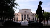 Fed Seen Sticking With Rate Pause As Wages Show Some Cooling