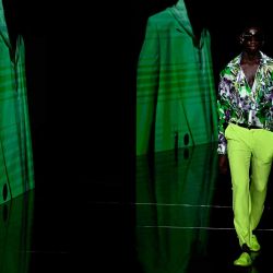 Una modelo camina por la pasarela del desfile de moda John Richmond durante la Semana de la Moda de Milán. Foto de GABRIEL BOUYS / AFP | Foto:AFP