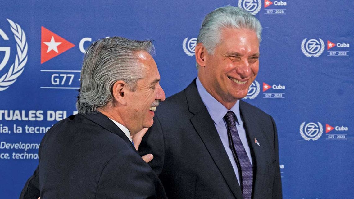 President Alberto Fernández and Cuban leader Miguel Díaz-Canel at the G77+ summit in Havana in September 2023.