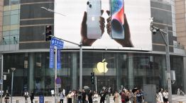 Apple Risks Chinese Users Souring on iPhones Ahead of Launch