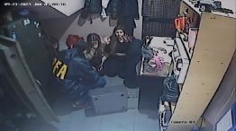Delincuentes vestidos policías robaron joyería San Justo g_20230922