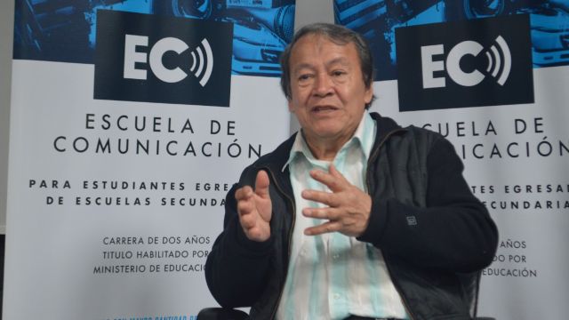 Héctor "Toty" Flores en el Ciclo de Entrevistas de la Escuela de Comunciación
