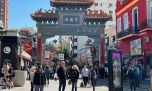 Paseo porteño: el Barrio Chino duplicó su oferta a la sombra del ferrocarril