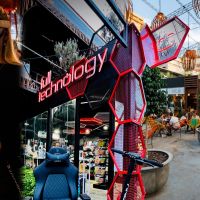 Fusión de Tecnología y Gastronomía Cordobesa en la Galería Muy Güemes