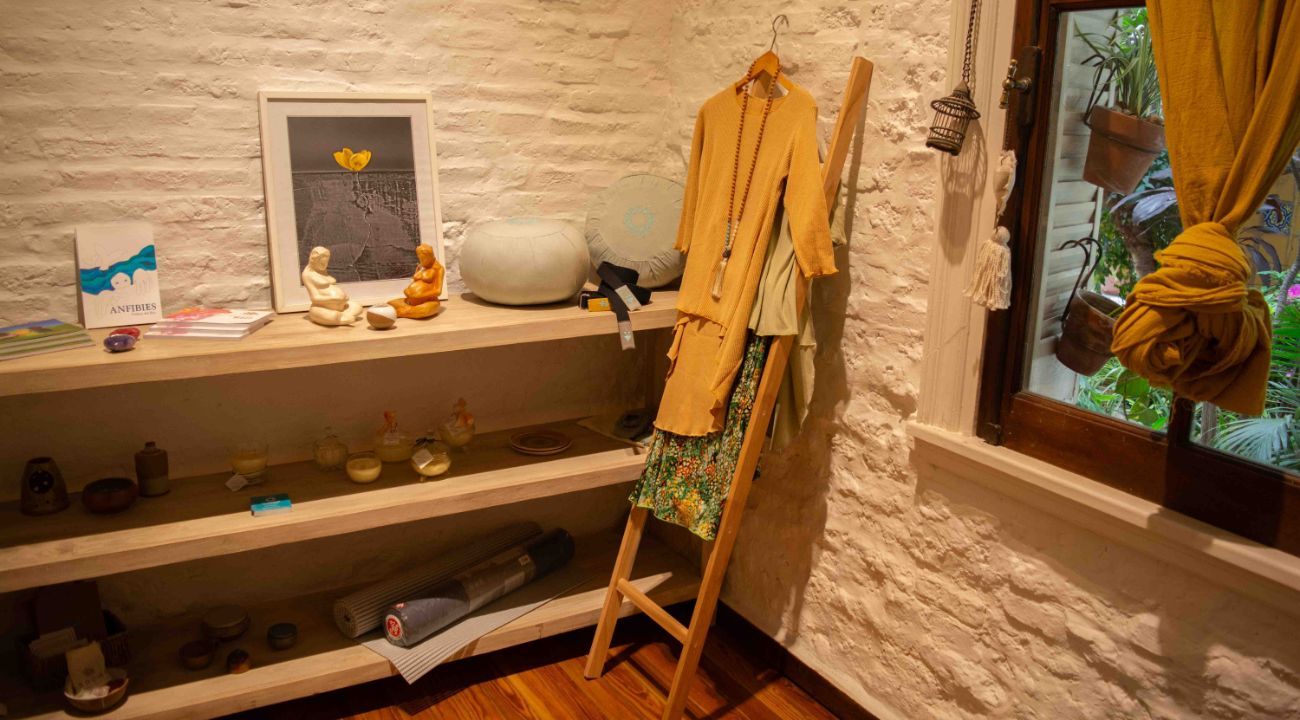 El Pasaje Yoga Boutique 