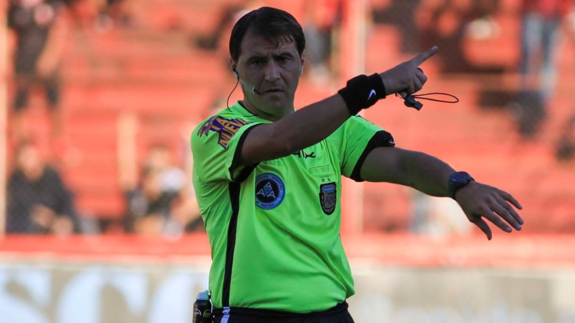 Héctor Paletta, hermano de un ex futbolista de Boca, estará en el VAR del Superclásico | 442