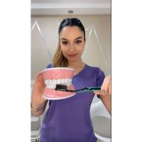 “Guía para elegir tu Cepillo de Dientes ideal por la Dra. Karina Pugliese de Araoz Dental"
