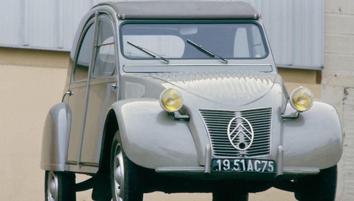 El Citroën 2CV cumple 75 años, ¿conocés su historia?