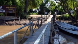 Estará ubicada a la vera del río Paraná.