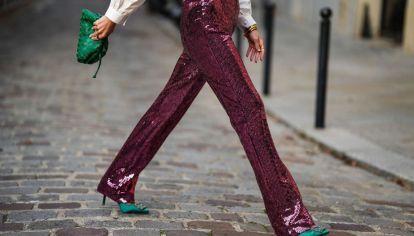 Inspírate con estas ideas para llevar el brillo del día con estilo basada en el Street style.