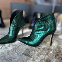 By Marie: “Calidad y Excelencia en diseños de zapatos para mujeres”