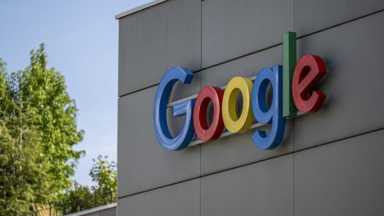 Google Recruiting Propels Zurich Home Prices Past London