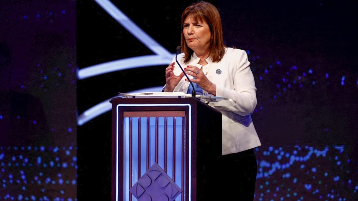 La Noche De Patricia Bullrich: Festejo En Su Equipo Por Las Chicanas A ...