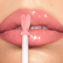 Tendencia juicy lips: cómo conseguir labios jugosos y voluminosos