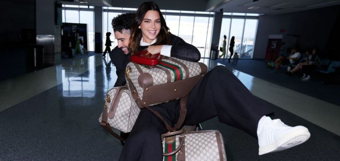 Kendall Jenner y Bad Bunny comparten su viaje en pareja en la nueva campaña de Gucci Valigiera