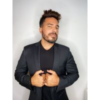 Peluquero con estilo propio trasciende fronteras