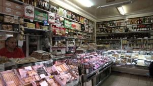 Almaceneros aseguran estar atravesando un "momento muy delicado" por la crisis económica