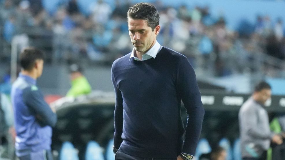 Fernando Gago renunció a su cargo como entrenador de Racing