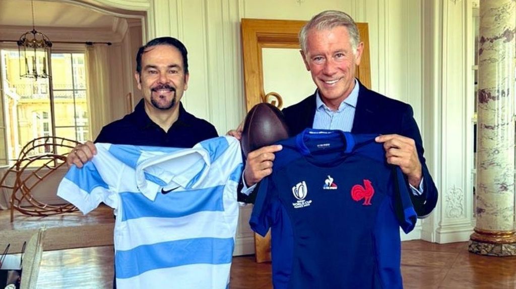 En París, Romain Nadal y Leonardo Costantino, respectivos embajadores de Francia y de Argentina.