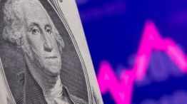 El dólar blue superó los $840 y se esperan más subas para este jueves