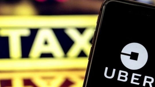 Taxistas denuncian que policías utilizan Uber: “Nosotros no nos ponemos un uniforme y salimos a hacer adicionales”