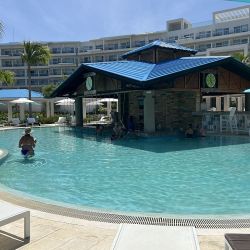 Margaritaville Cap Cana es un resort all inclusive con espacio para familias y para adultos, con oferta de entretenimiento, playas hermosas y gastronomía gourmet a toda hora.
