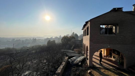 Incendios en Córdoba: continúa la lucha contra el fuego entre San Antonio y Villa Carlos Paz