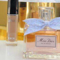 Dior presentó las propuestas del Día de la Madre en el Nordelta Centro Comercial.