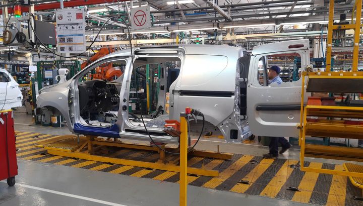 Otra caída en la fabricación y exportación de vehículos: las cifras
