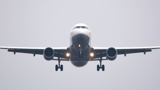 Avión 20231015