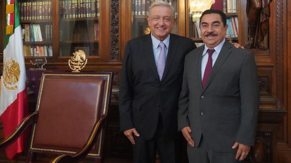 AMLO junto al nuevo Secretario de Energía de México. 