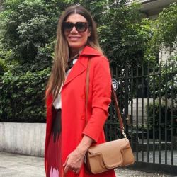 Elecciones 2023: Flor de la V compartió el 'vestite conmigo' de su increíble look industria argentina para votar