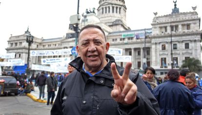 El dirigente piquetero acusó a Grabois de ser “funcional a la derecha” y cuestionó su decisión de competir por fuera del PJ en Buenos Aires y CABA.
