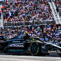 El piloto británico de Mercedes, Lewis Hamilton, corre durante el Gran Premio de Fórmula Uno de Estados Unidos de 2023 en el Circuito de las Américas en Austin, Texas. | Foto:CHANDAN KHANNA / AFP