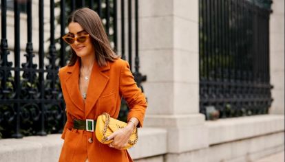 El Long Bob es el corte de pelo midi de moda en la temporada primavera-verano por su versatilidad y adaptabilidad, descubrí porque es tan popular.