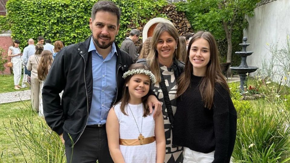 Federico Paz y su familia-