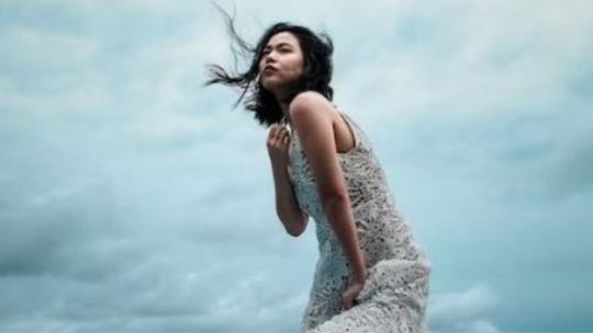 7 consejos para ser una consumidora de moda responsable con el medioambiente esta temporada