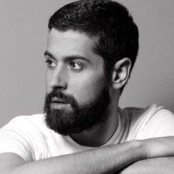 Quién es Moisés nieto, el diseñador español que conquistó a la princesa Leonor y a la reina Letizia