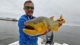 Bien al norte de la provincia de Santa Fe, este destino nos brinda chances de dorados, surubíes y buena variada.