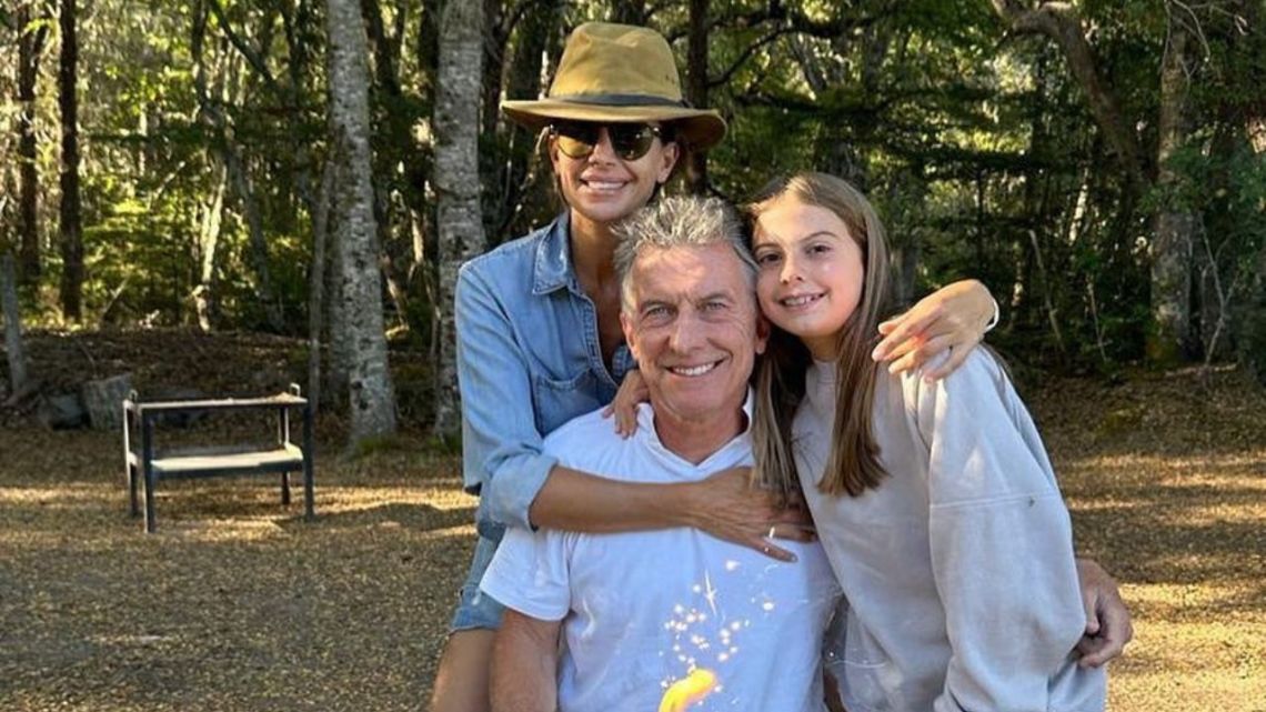 Former president Mauricio Macri, pictured with his wife Juliana Awada and daughter Antonia.