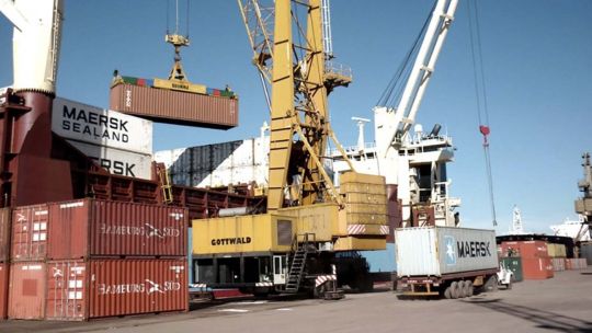 Argentina logró un superávit comercial de casi US$19.000 millones en 2024