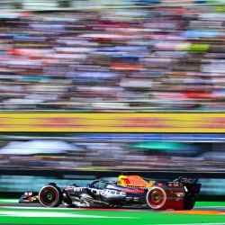Imagen del piloto holandés de la escudería Red Bull, Max Verstappen, compitiendo durante la carrera final del Gran Premio de Fórmula Uno de la Ciudad de México 2023 en el Circuito Hermanos Rodríguez. | Foto:Xinhua/Xin Yuewei