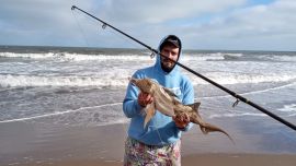 Buenas canaletas nos permiten lograr buenas faenas pescando desde la orilla en este destino del sur bonaerense.