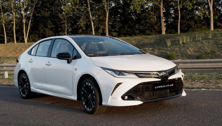 Toyota ya vende el nuevo Corolla GR-Sport en Argentina