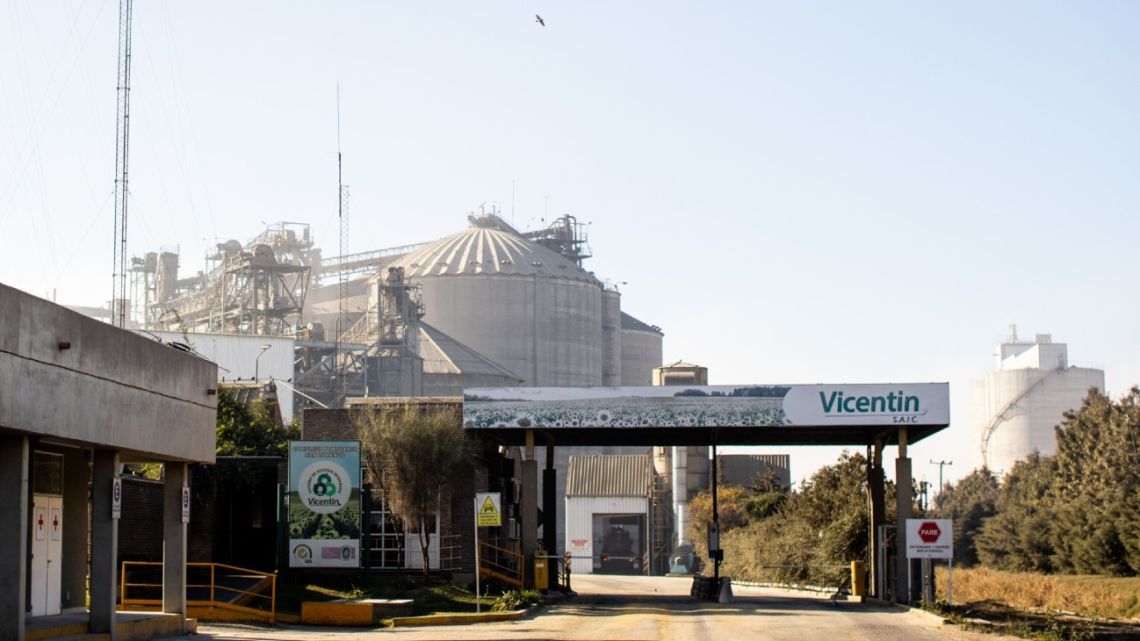 The Vicentin factory entrance in San Lorenzo.