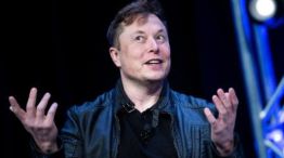 "Grok", llegó el nuevo chatbot de Elon Musk que “ama el sarcasmo”