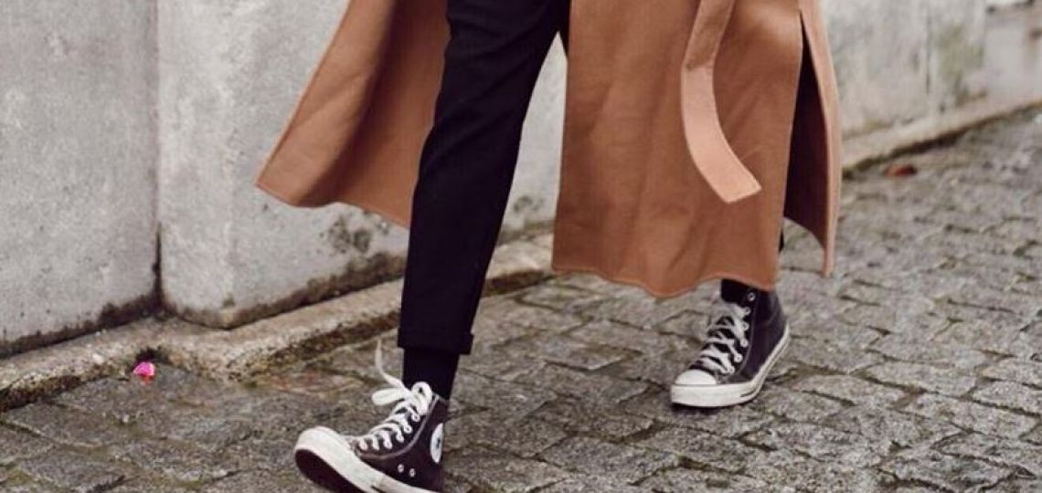 Zapatillas converse con plataforma, ideas de look para combinar con vestidos en primavera